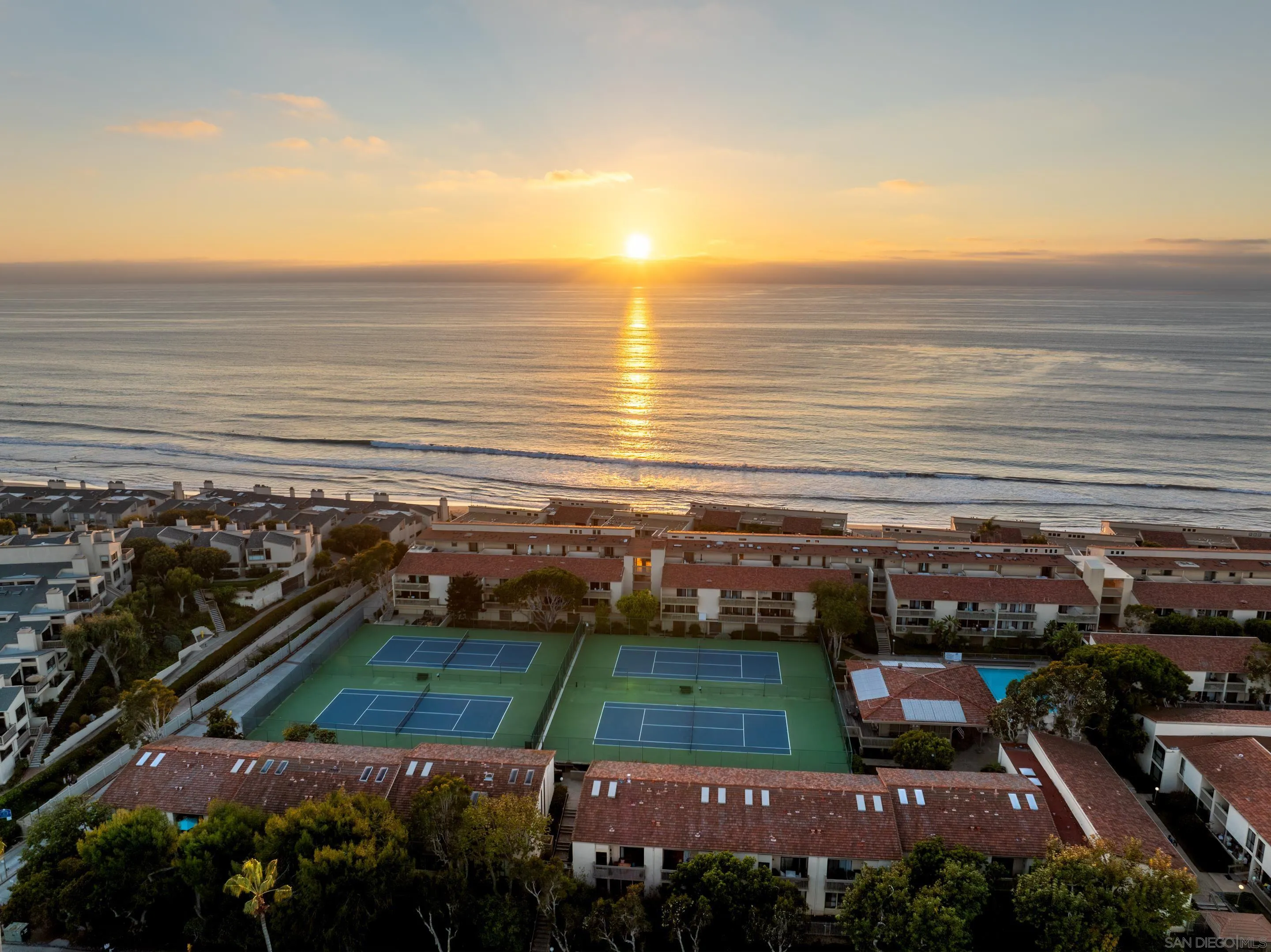 Photo #4: 250044138 Listing: Photo #4