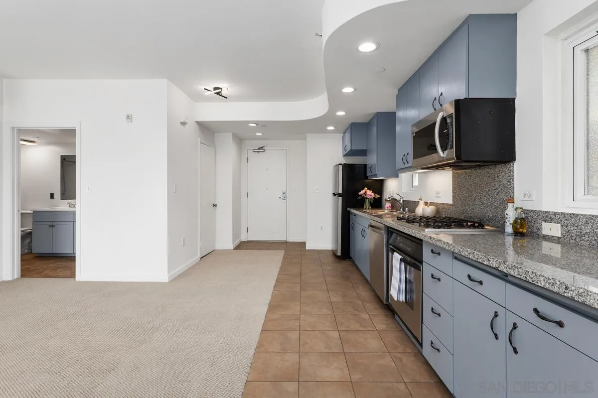 https://cdn.realtyfeed.com/cdn/127/250044140/1c9280ac125a4e4ec284336e4c32249f.webp