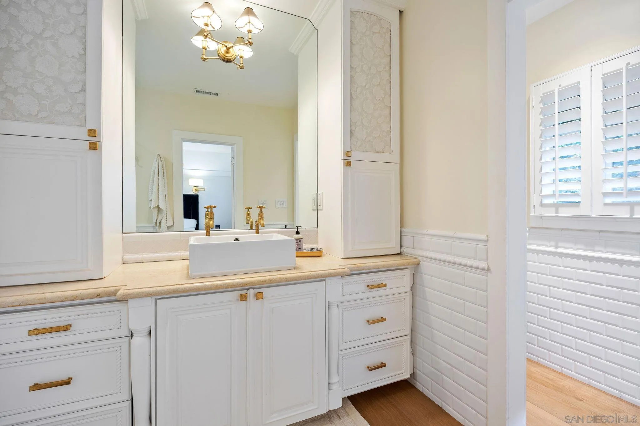 https://cdn.realtyfeed.com/cdn/127/250044147/46f0114a17f3f2a80483bd0f681731ef.webp