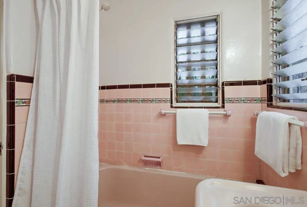 https://cdn.realtyfeed.com/cdn/127/250044152/9f9868b8586899a6624885c01f724bcc.webp
