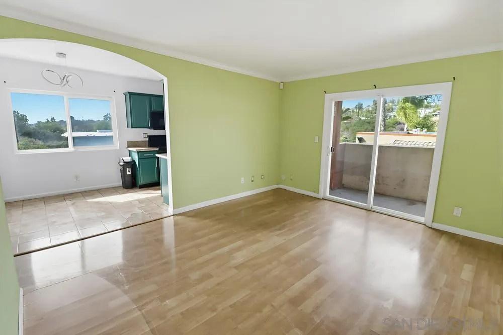 https://cdn.realtyfeed.com/cdn/127/250044183/544ee2657f2286dd64fe4f43095289b3.webp