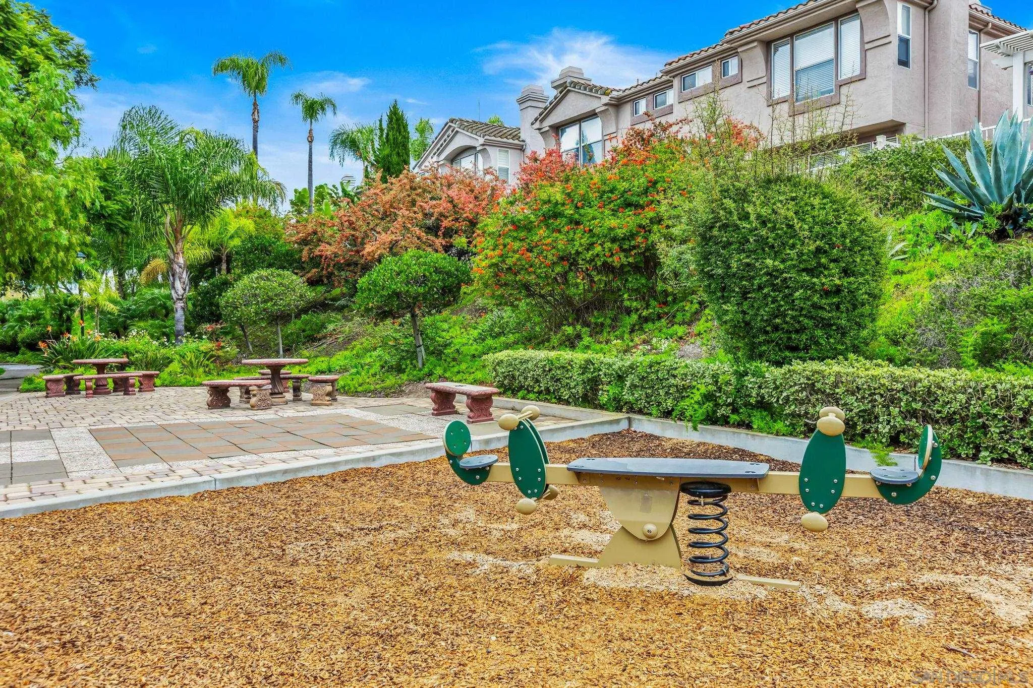 Photo #23: 250044184 Listing: Photo #23