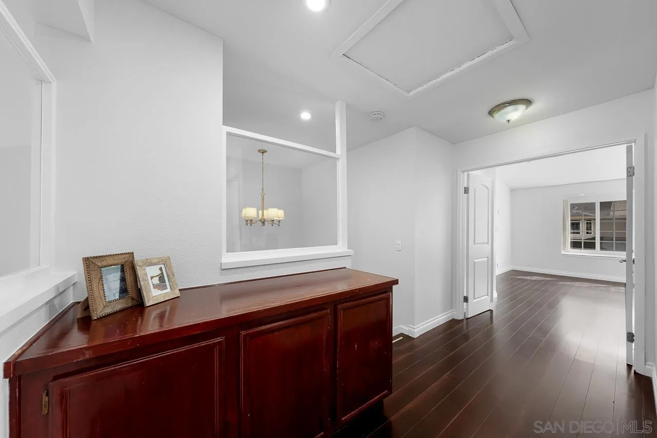 https://cdn.realtyfeed.com/cdn/127/250044189/301378e8c649a3799b6b3362dea5da5b.webp