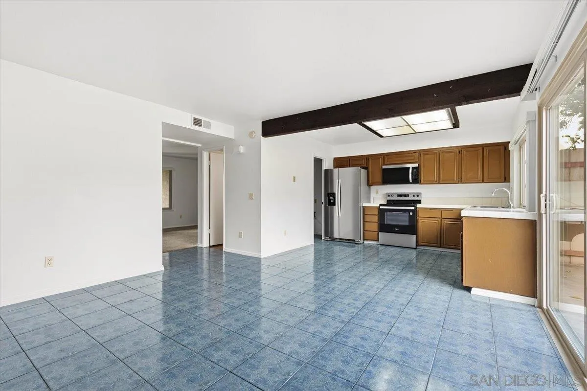 Photo #6: 250044234 Listing 