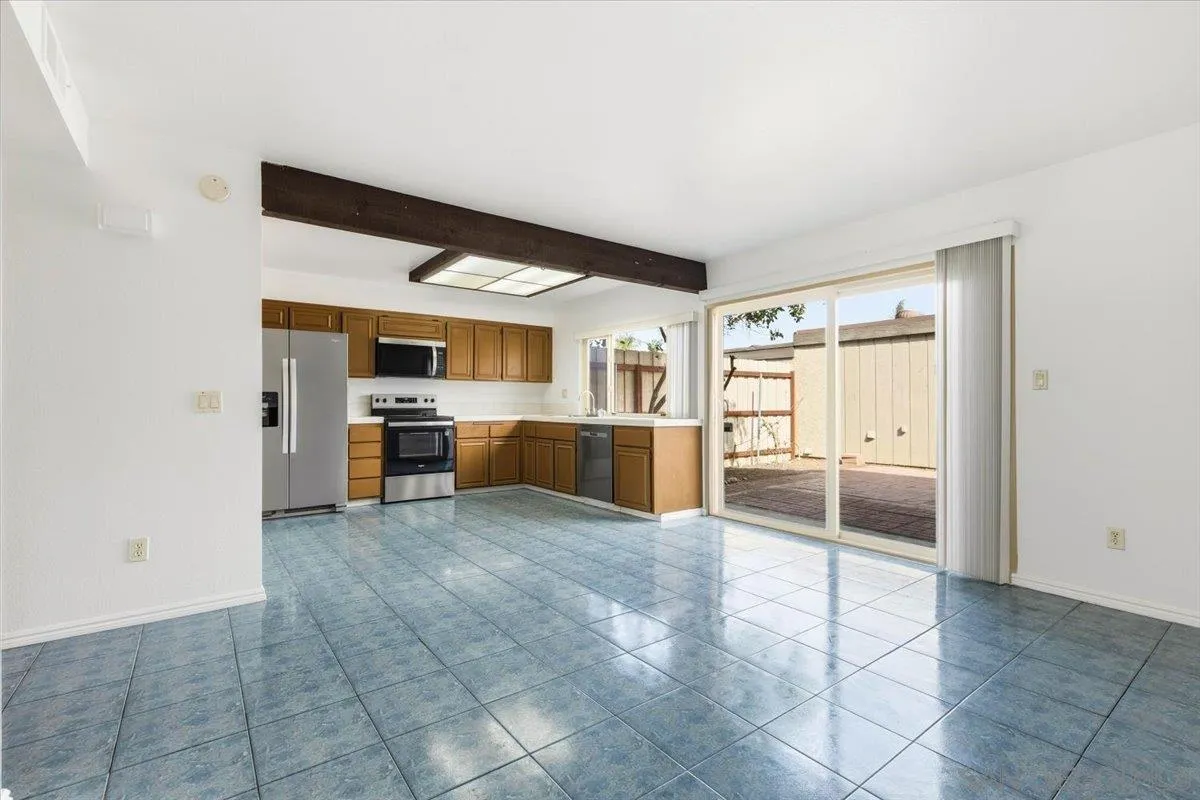 Photo #5: 250044234 Listing 