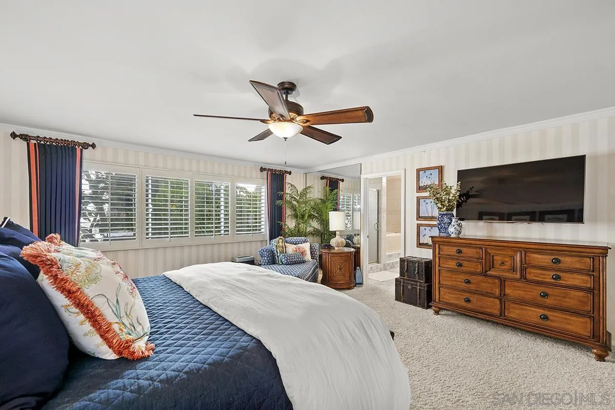 3828 Riviera Dr UNIT 2B, San Diego, CA, 92109