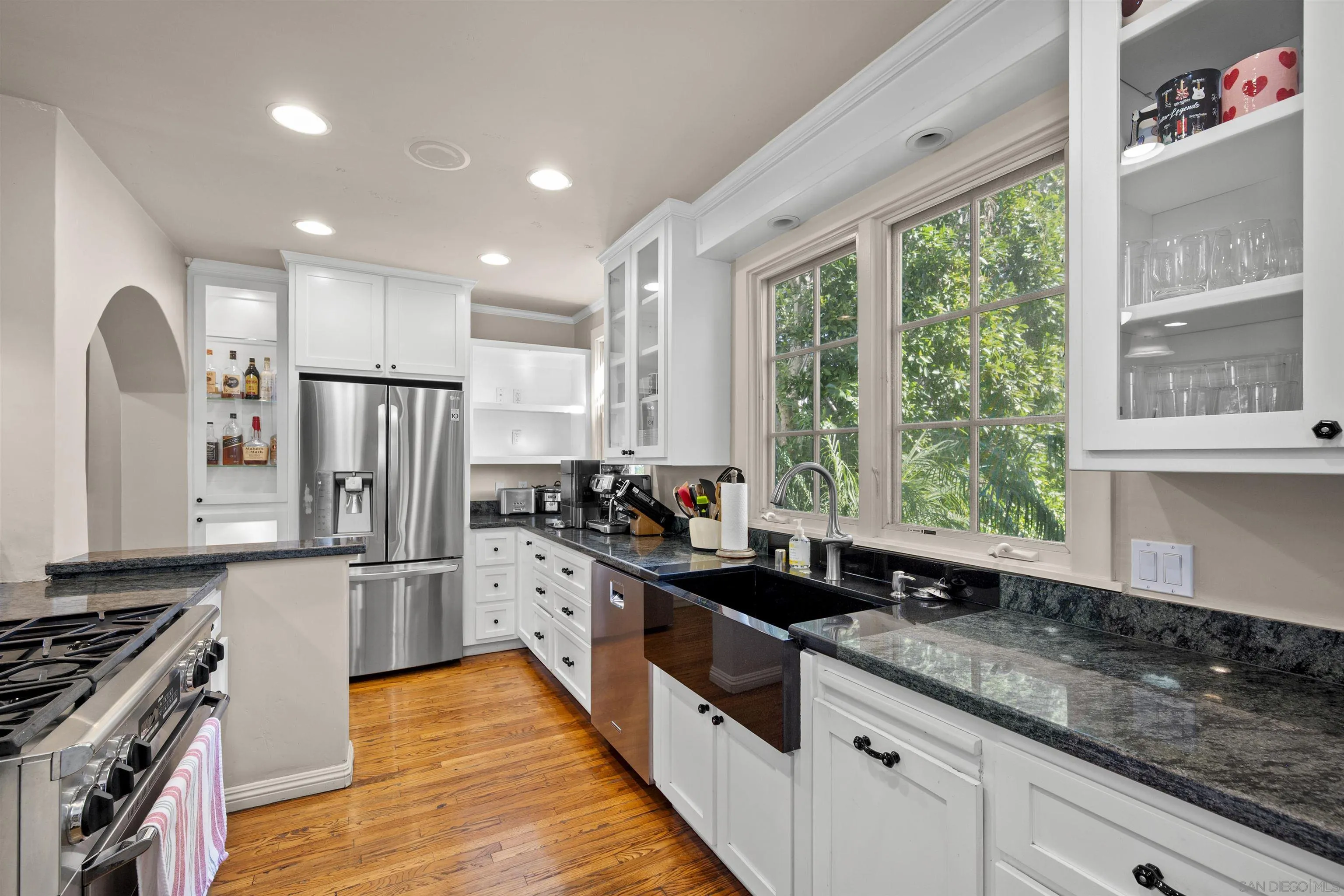 https://cdn.realtyfeed.com/cdn/127/250044260/297ba9c592969389686a1e5062cb88f0.webp