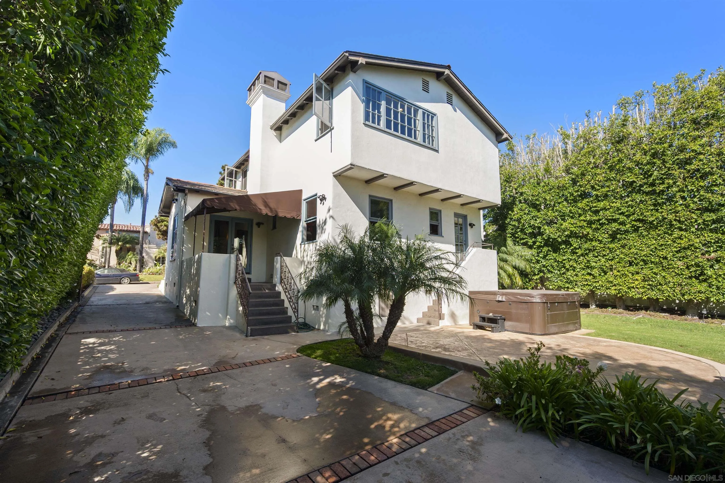 https://cdn.realtyfeed.com/cdn/127/250044260/56dc264f38989c449f9c704dbe049ad9.webp