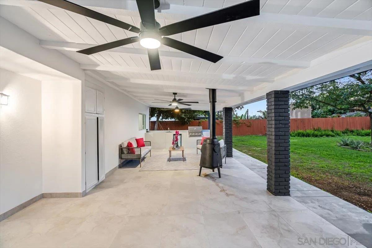 https://cdn.realtyfeed.com/cdn/127/250044262/074a7901ba0b2141d49b745401e592dd.webp