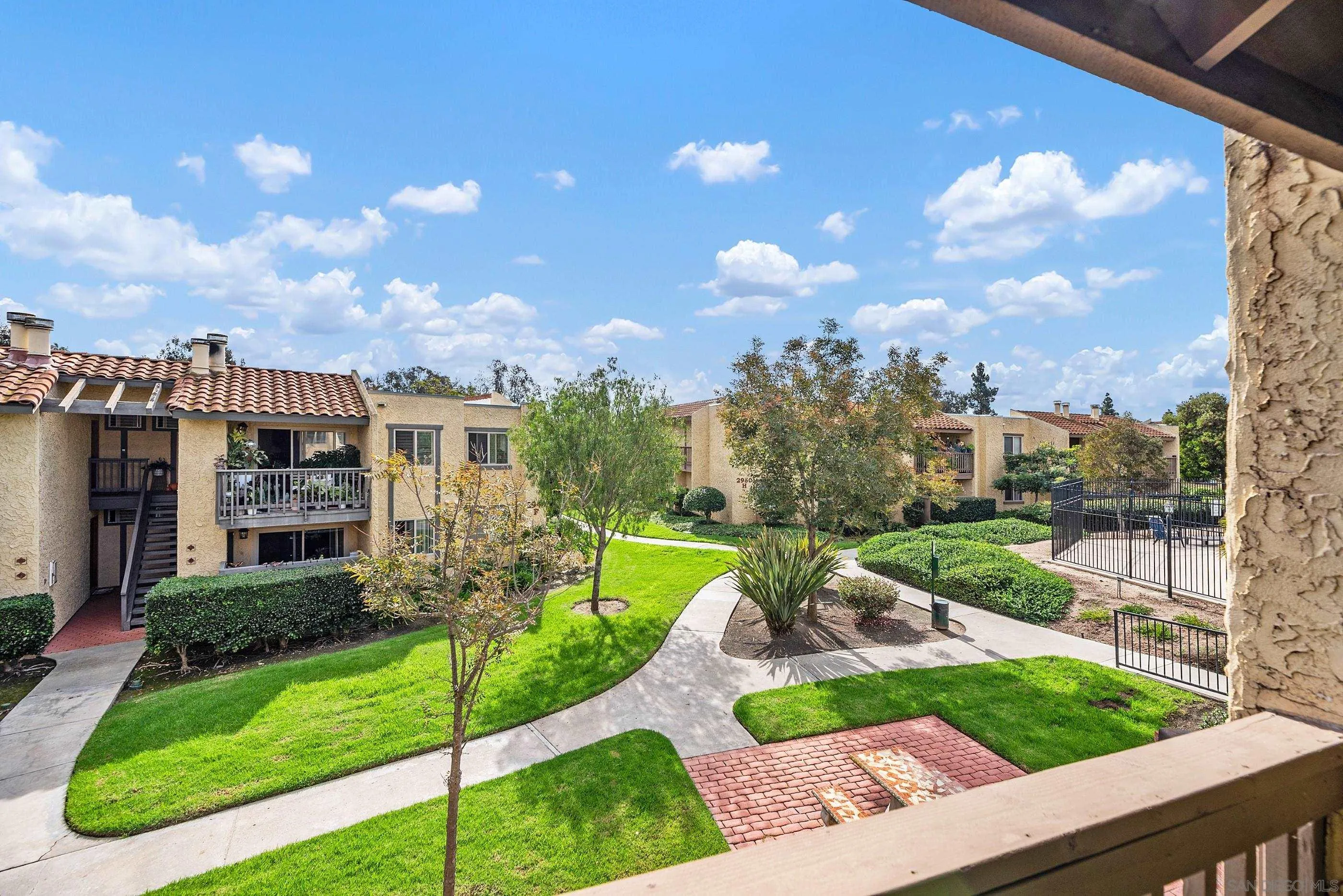 https://cdn.realtyfeed.com/cdn/127/250044271/cca192905390e46534a85e669072505f.webp