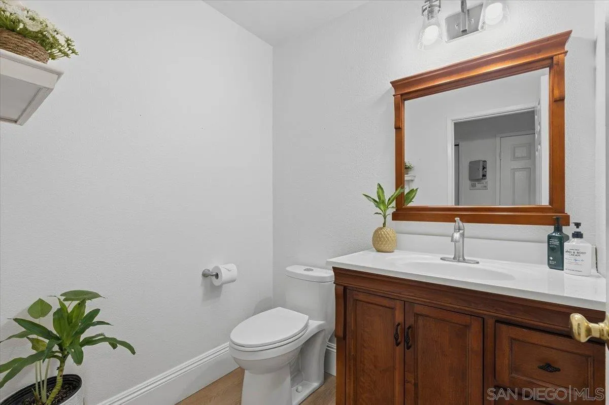 https://cdn.realtyfeed.com/cdn/127/250044275/8427c0aed181f65297340de5df6854f2.webp