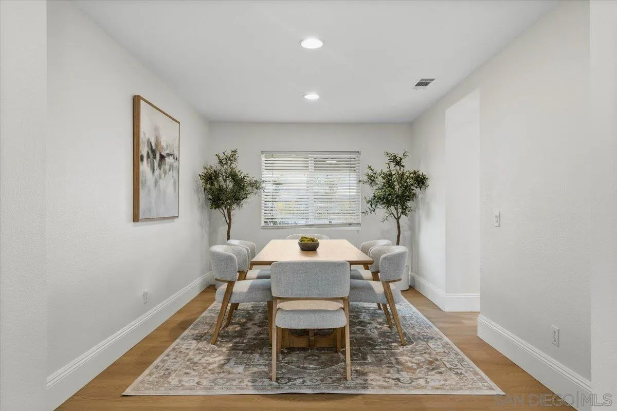 https://cdn.realtyfeed.com/cdn/127/250044275/d43fcc0222832e9817d634ff64869944.webp