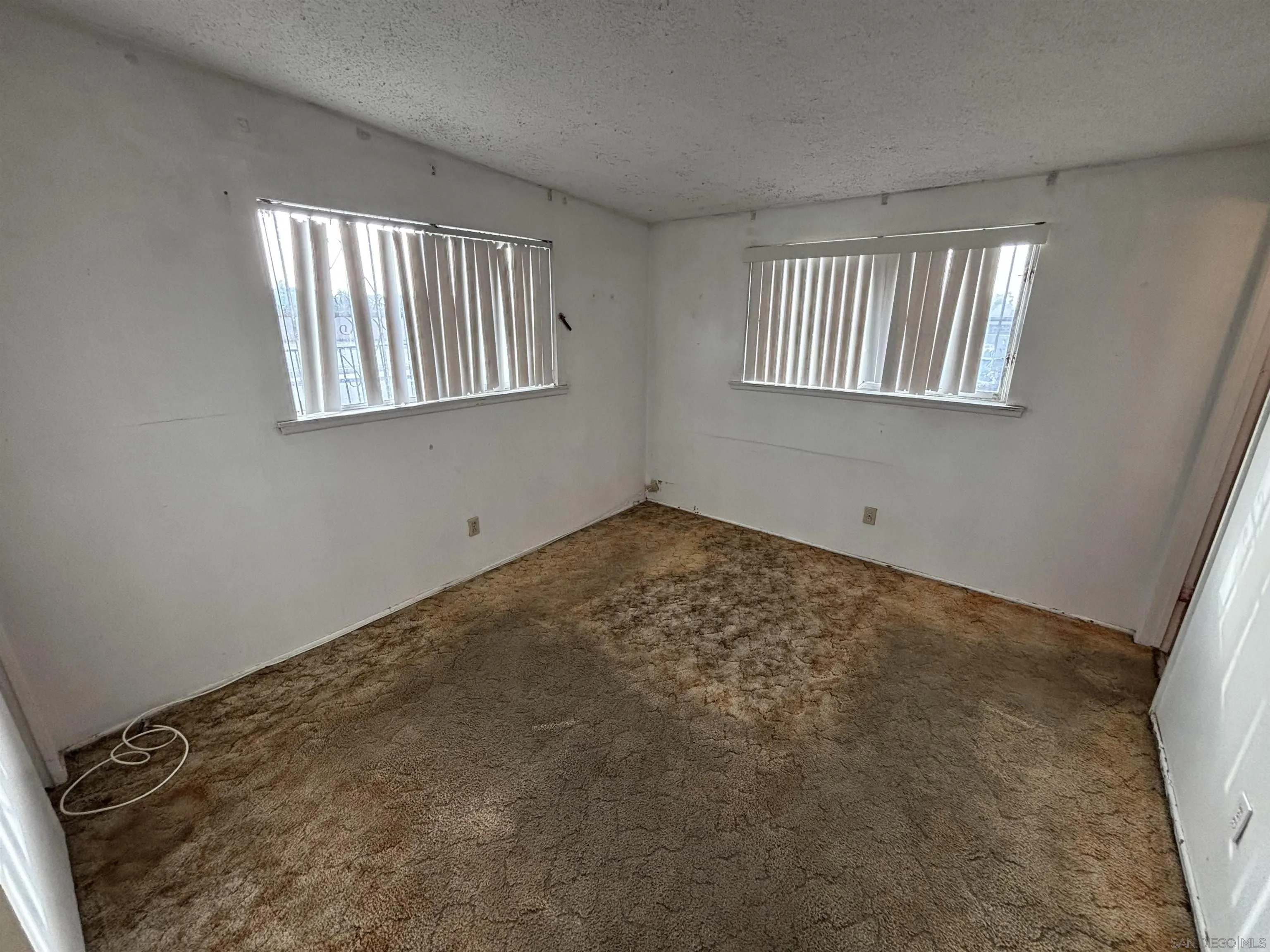 https://cdn.realtyfeed.com/cdn/127/250044289/54623d683fc3016c10982365c7f46372.webp