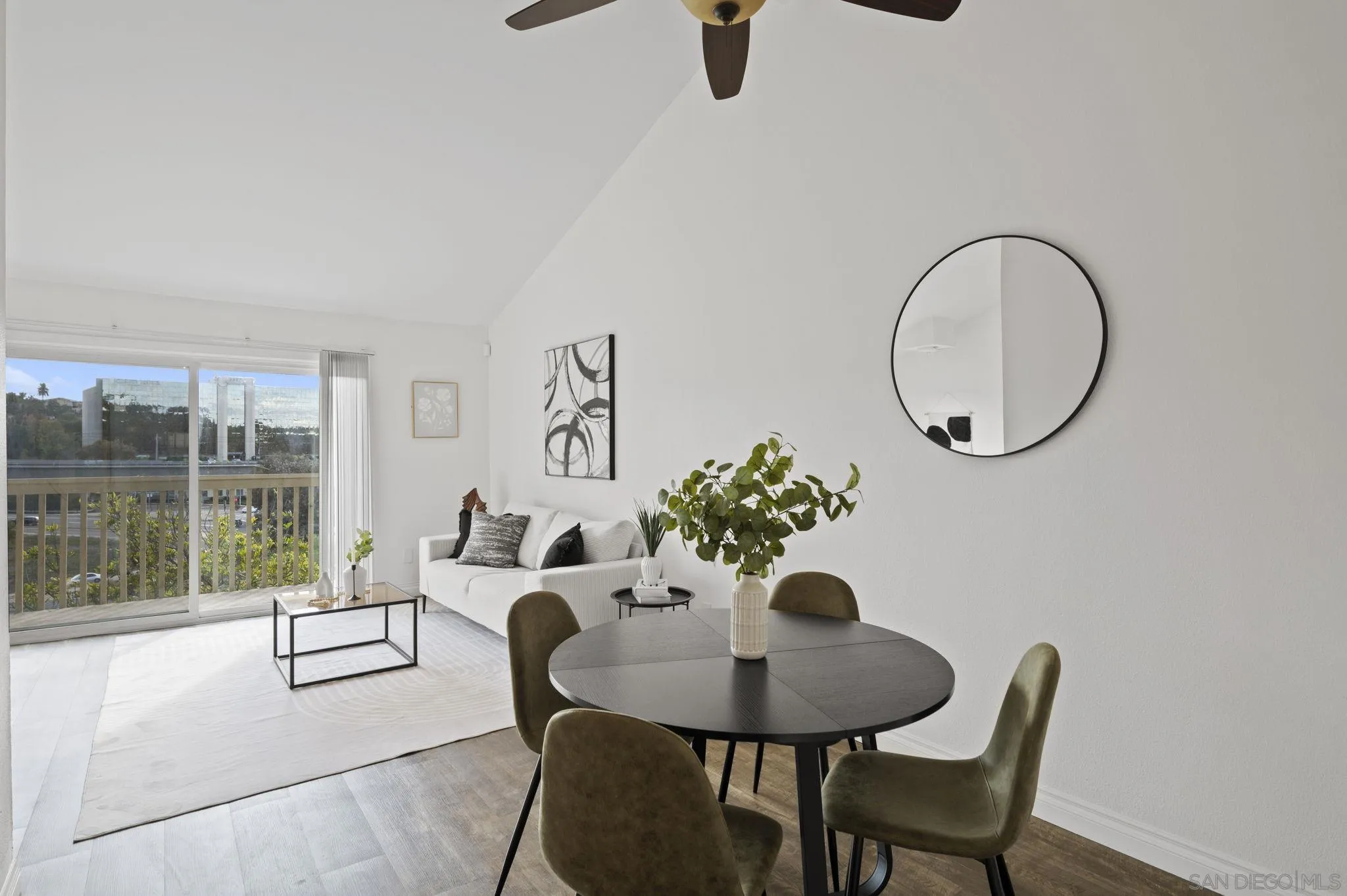 https://cdn.realtyfeed.com/cdn/127/250044290/99683a0af7a6585ec51ceb59e69201de.webp