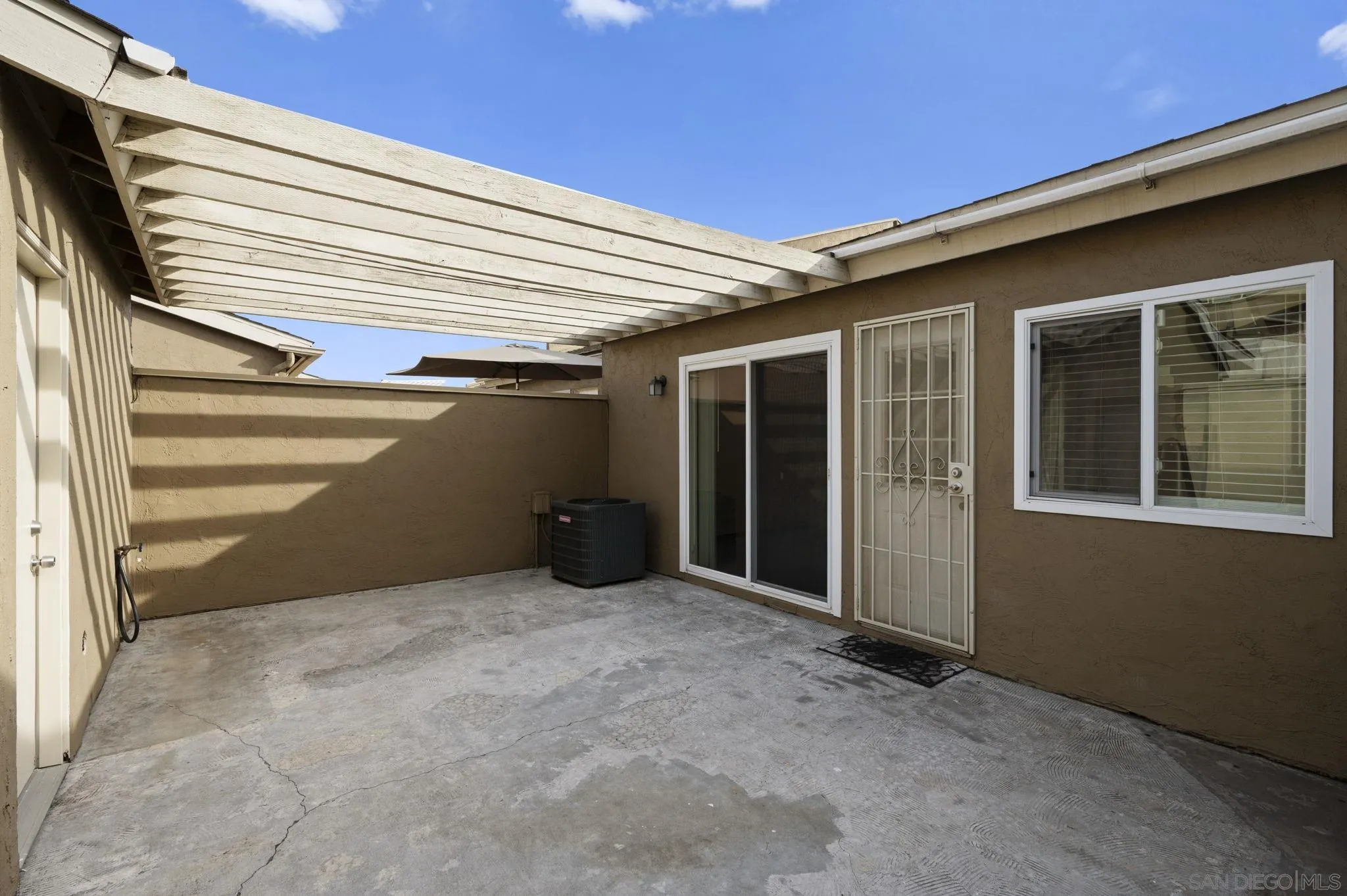 https://cdn.realtyfeed.com/cdn/127/250044290/a8dd69b969092c560b1573494a453caf.webp