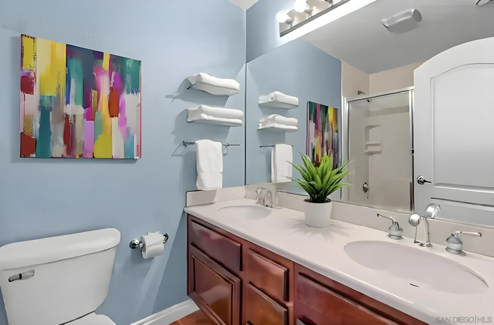 https://cdn.realtyfeed.com/cdn/127/250044291/c386f07cde3671e91b5d1776e8704fc1.webp