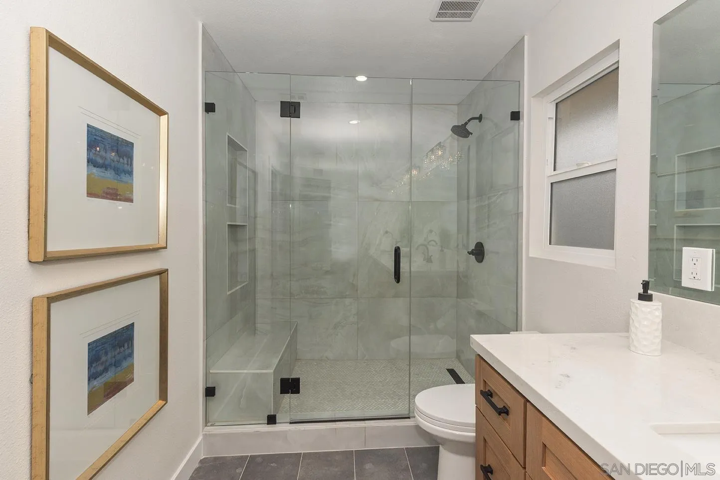 https://cdn.realtyfeed.com/cdn/127/250044305/fd87c121326938b99740c163c1f6e11e.webp