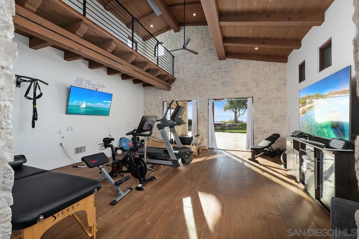 8069 Entrada De Luz E, San Diego, CA, 92127