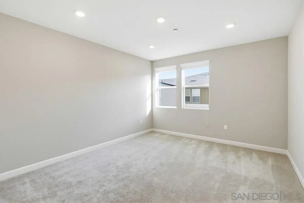 Photo #17: 250044317 Listing: Photo #17