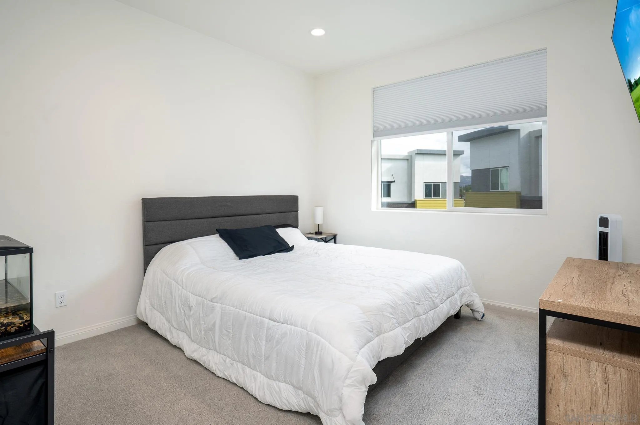 https://cdn.realtyfeed.com/cdn/127/250044341/24e1f21f7a44c025b735b87490711218.webp