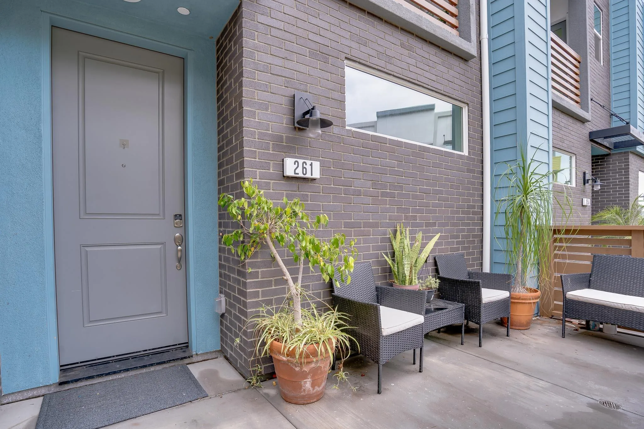 https://cdn.realtyfeed.com/cdn/127/250044341/972950d1482a358ad54a9c2a757dd58a.webp