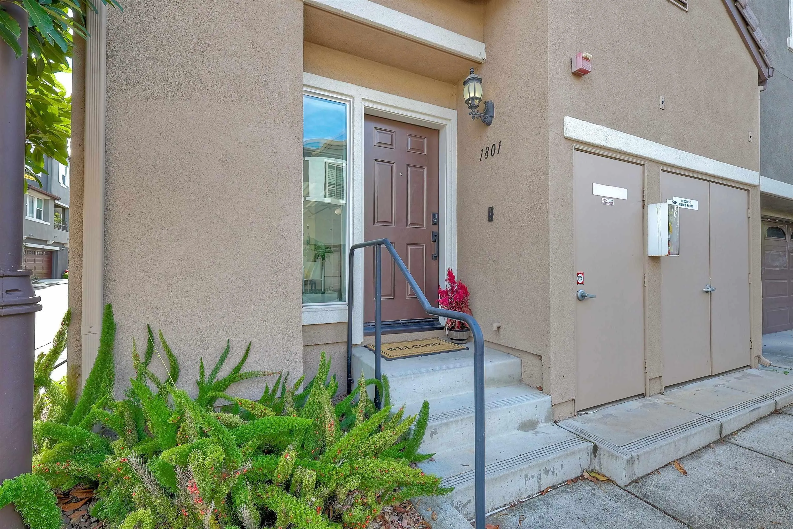 https://cdn.realtyfeed.com/cdn/127/250044342/8f41176fe70de1f8b90126f8811d0799.webp