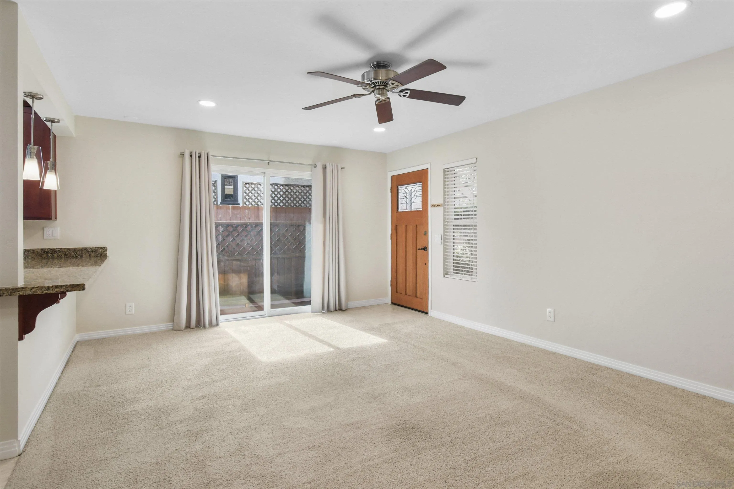 Photo #6: 250044354 Listing: Photo #6