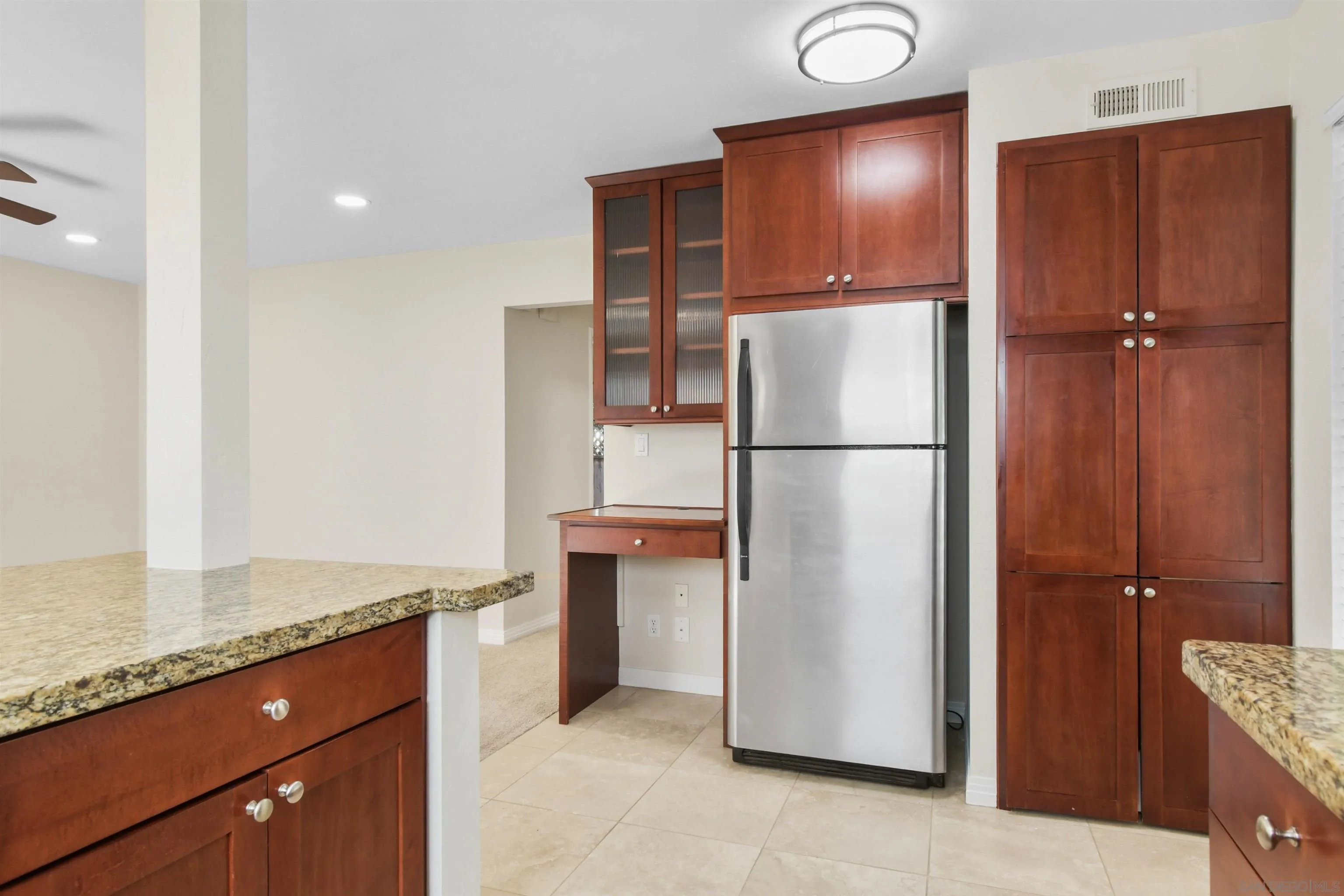 Photo #12: 250044354 Listing: Photo #12