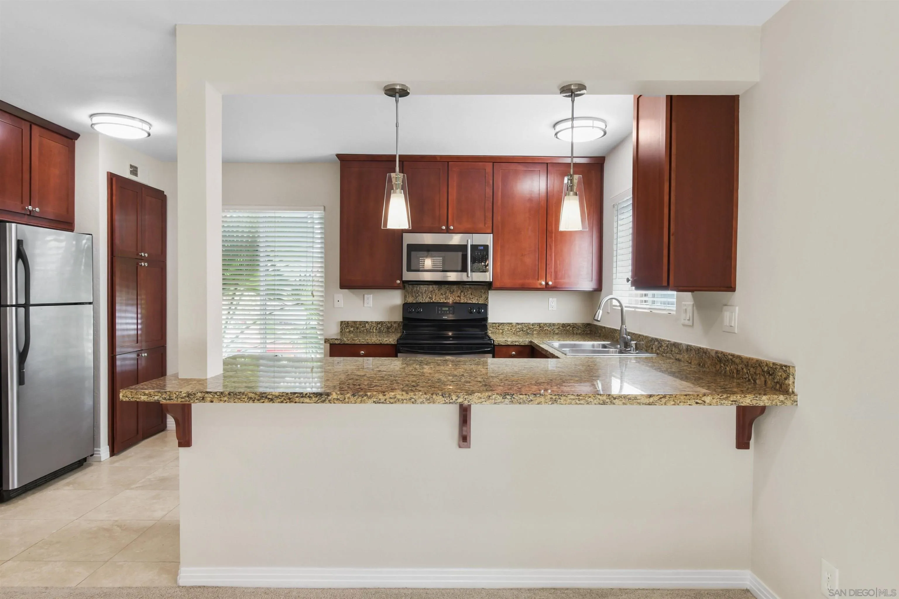 Photo #10: 250044354 Listing: Photo #10