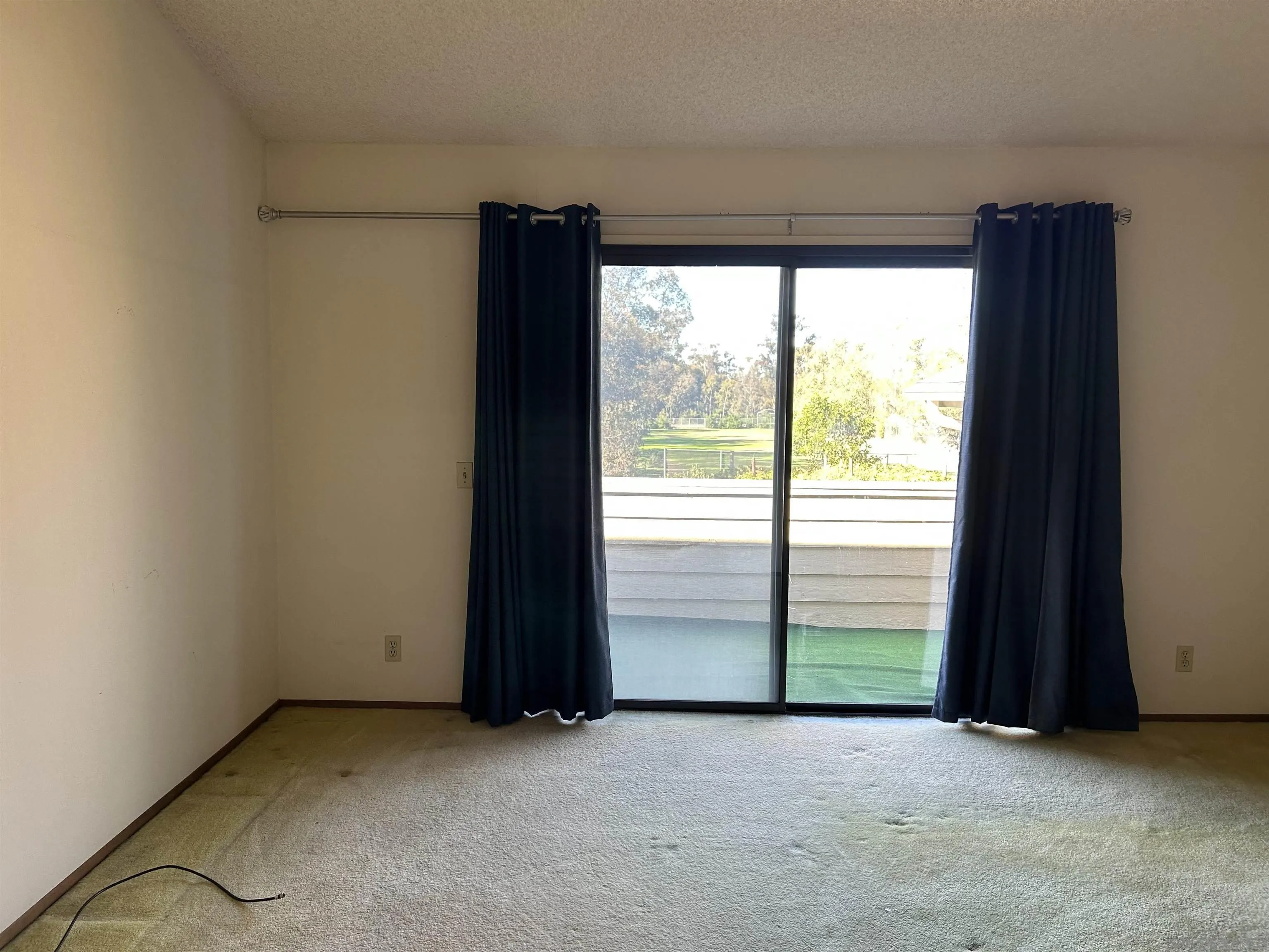 Photo #10: 250044361 Listing: Photo #10