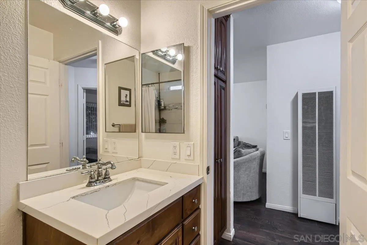 Photo #16: 250044364 Listing: Photo #16