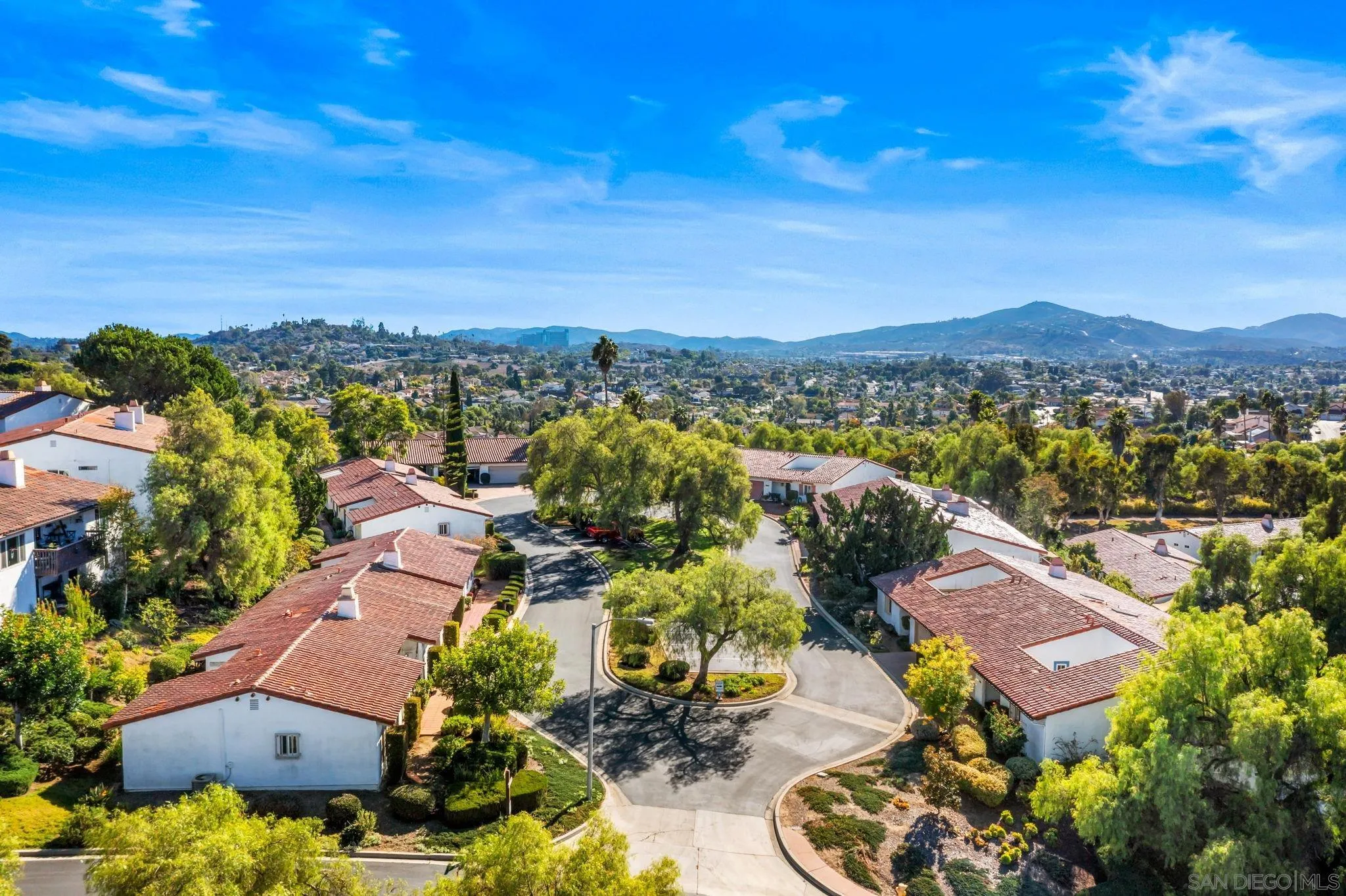 Photo #37: 250044366 Listing: Photo #37