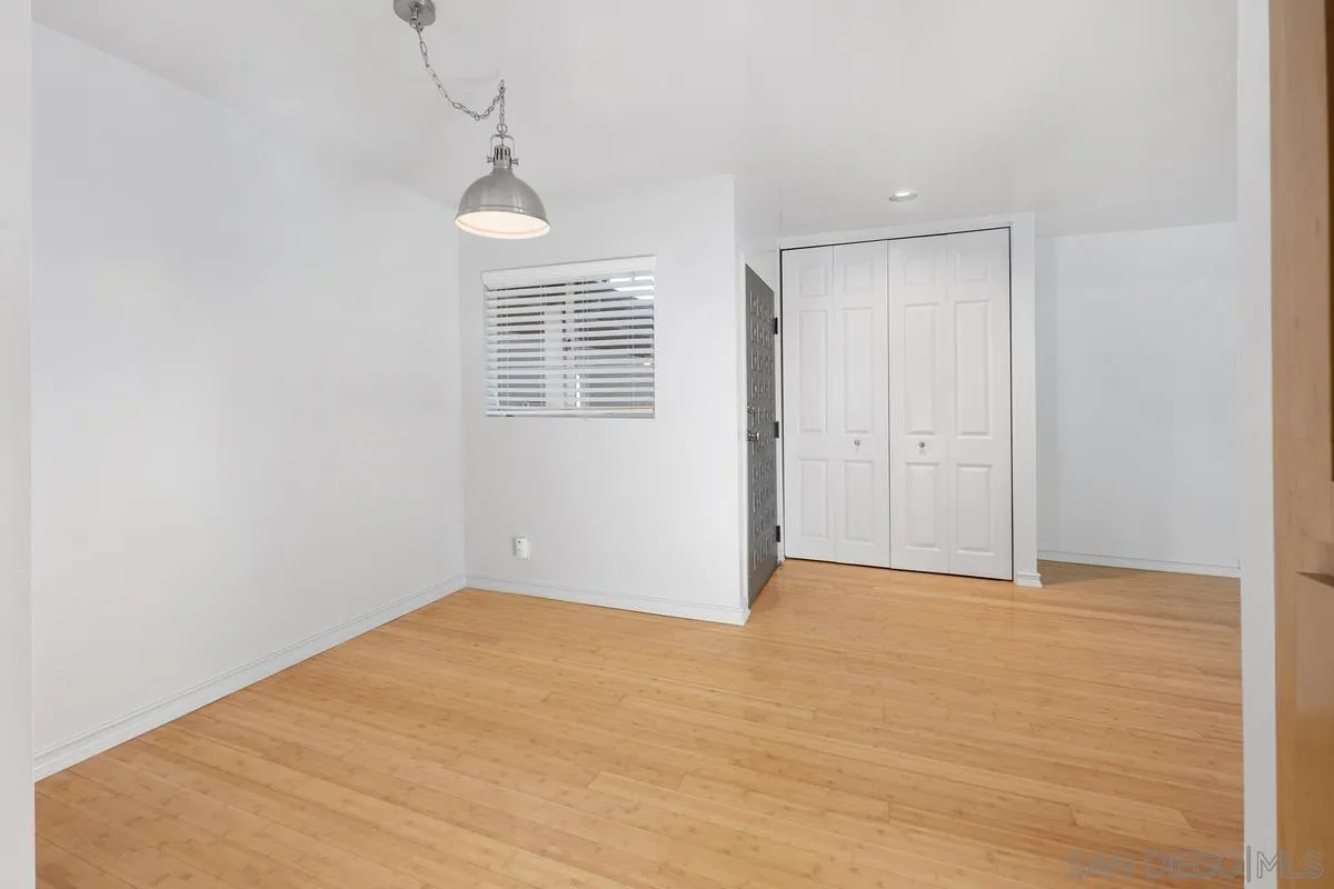 https://cdn.realtyfeed.com/cdn/127/250044368/91a70e3f477edba24b43c8c1261f6afc.webp