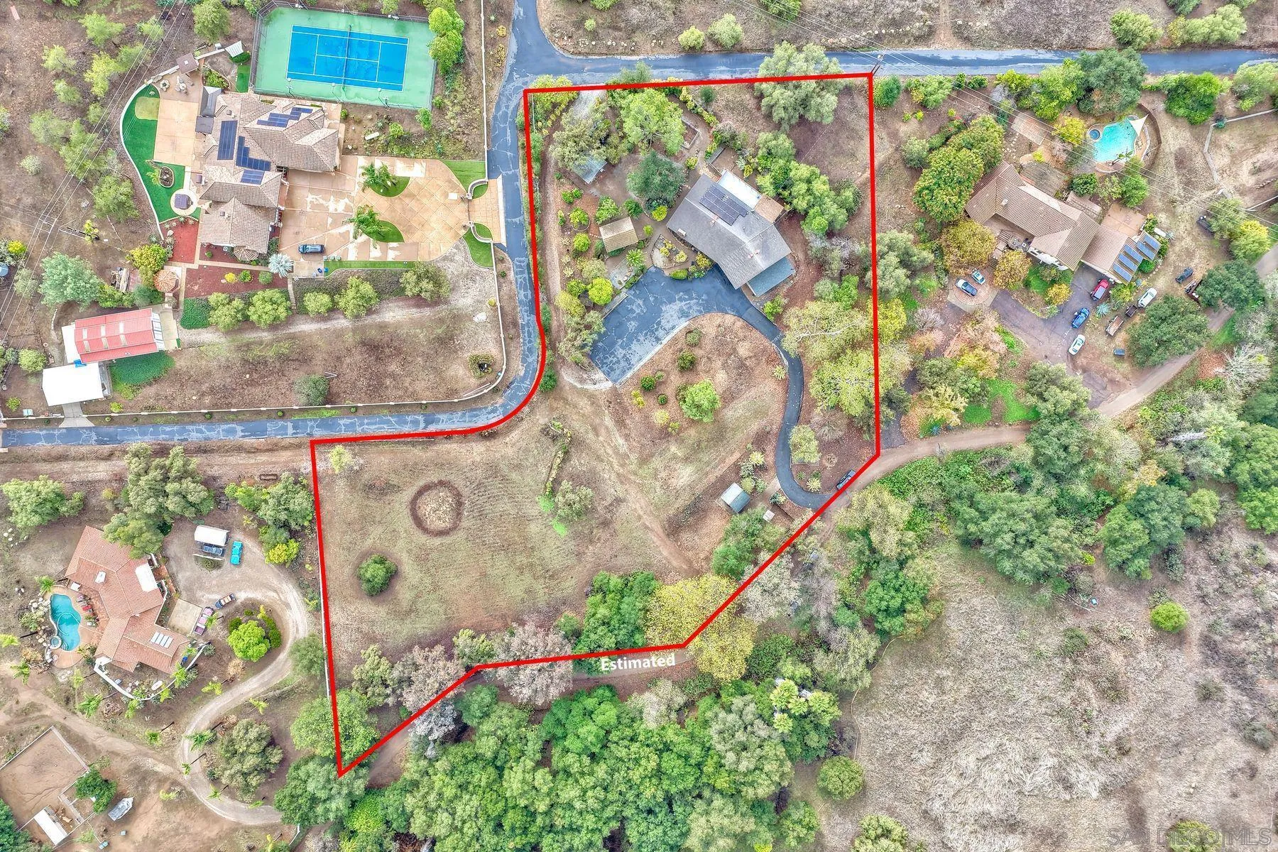https://cdn.realtyfeed.com/cdn/127/250044376/0a3330223909784bf0651a7b9100b2b2.webp