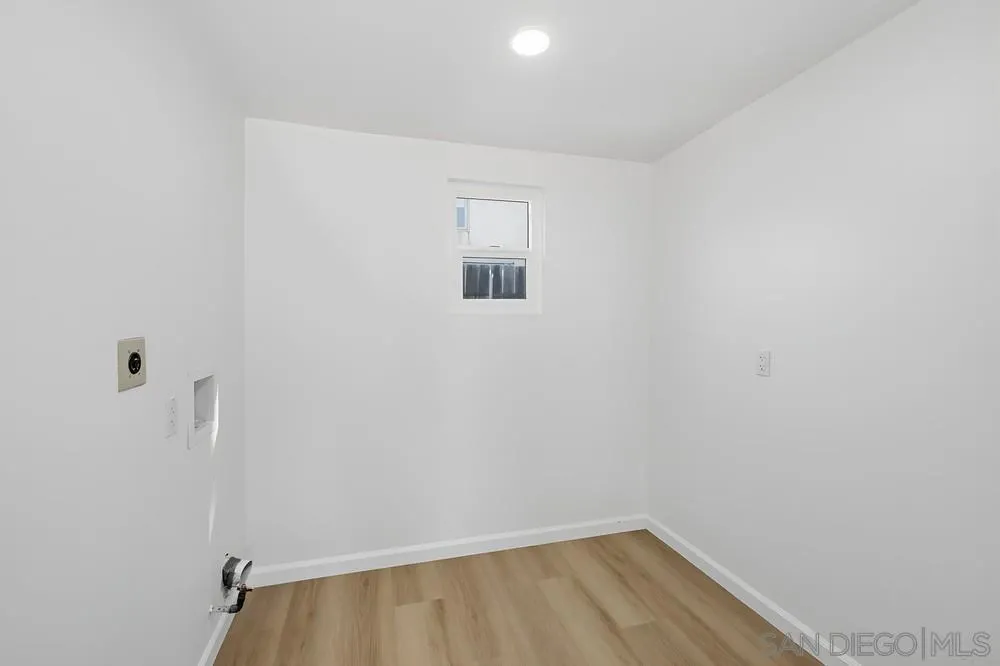 https://cdn.realtyfeed.com/cdn/127/250044379/21fcb7ab82927204d16574bb1aa62b6c.webp