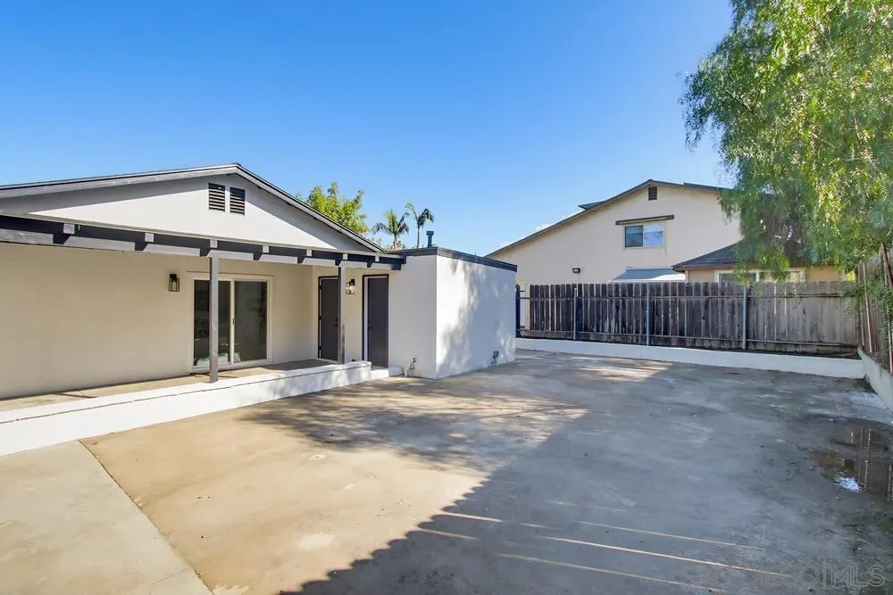 https://cdn.realtyfeed.com/cdn/127/250044379/92d9135afb99e7aca60d4d39a5c5fd92.webp