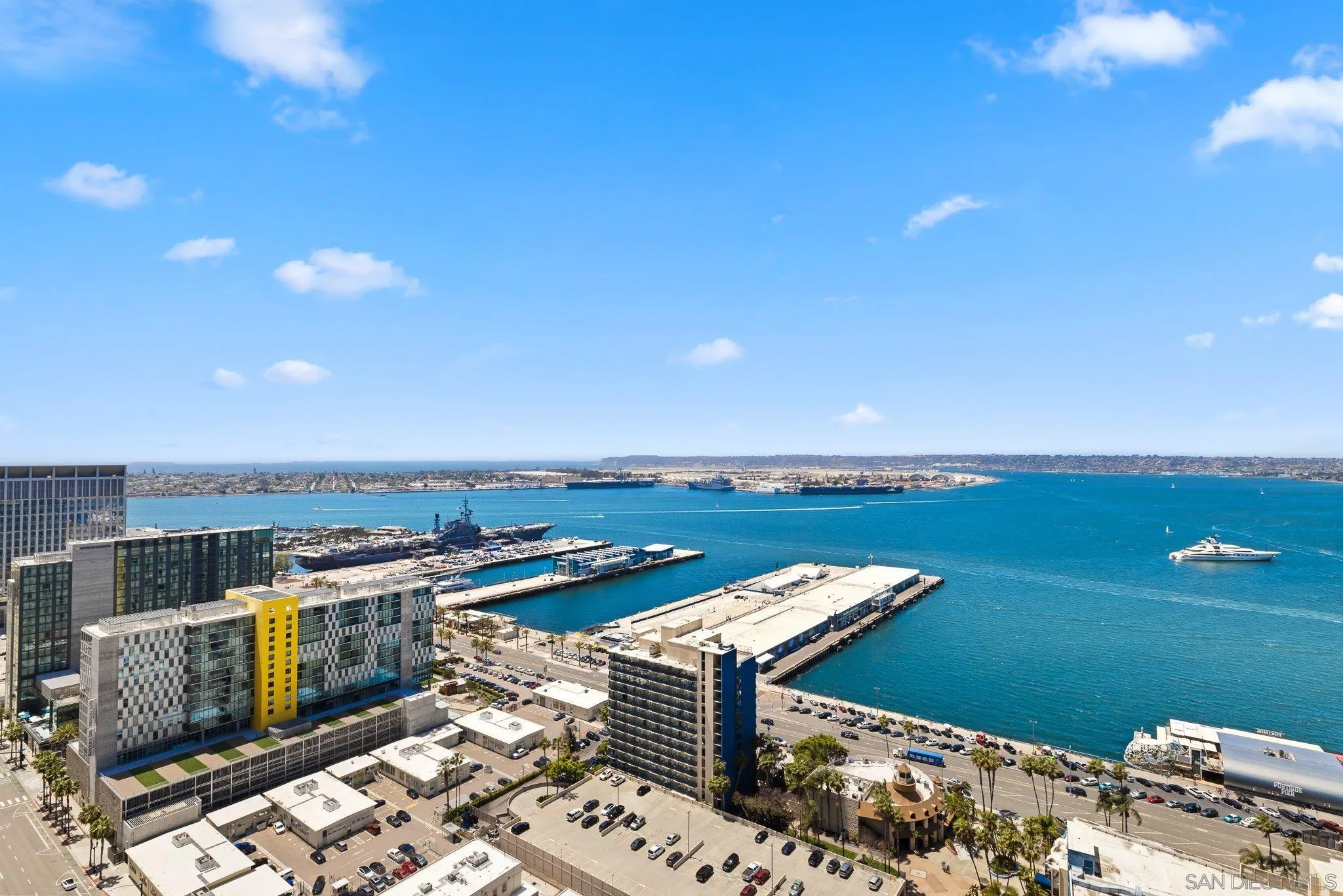 https://cdn.realtyfeed.com/cdn/127/250044400/176f167357f954e60f01b1bc49891835.webp