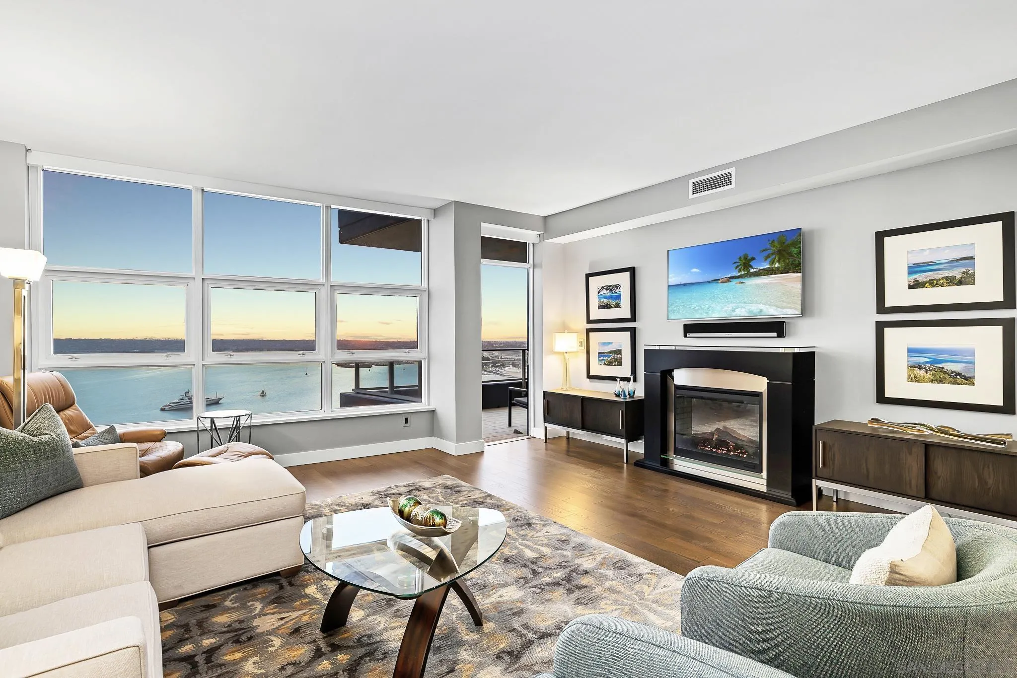 https://cdn.realtyfeed.com/cdn/127/250044400/41da577410c5db23365f705b4c4a1545.webp