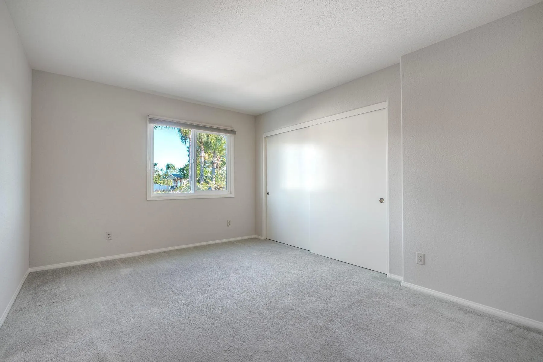 https://cdn.realtyfeed.com/cdn/127/250044403/9e95f247853b6ebcb4115210798a836e.webp
