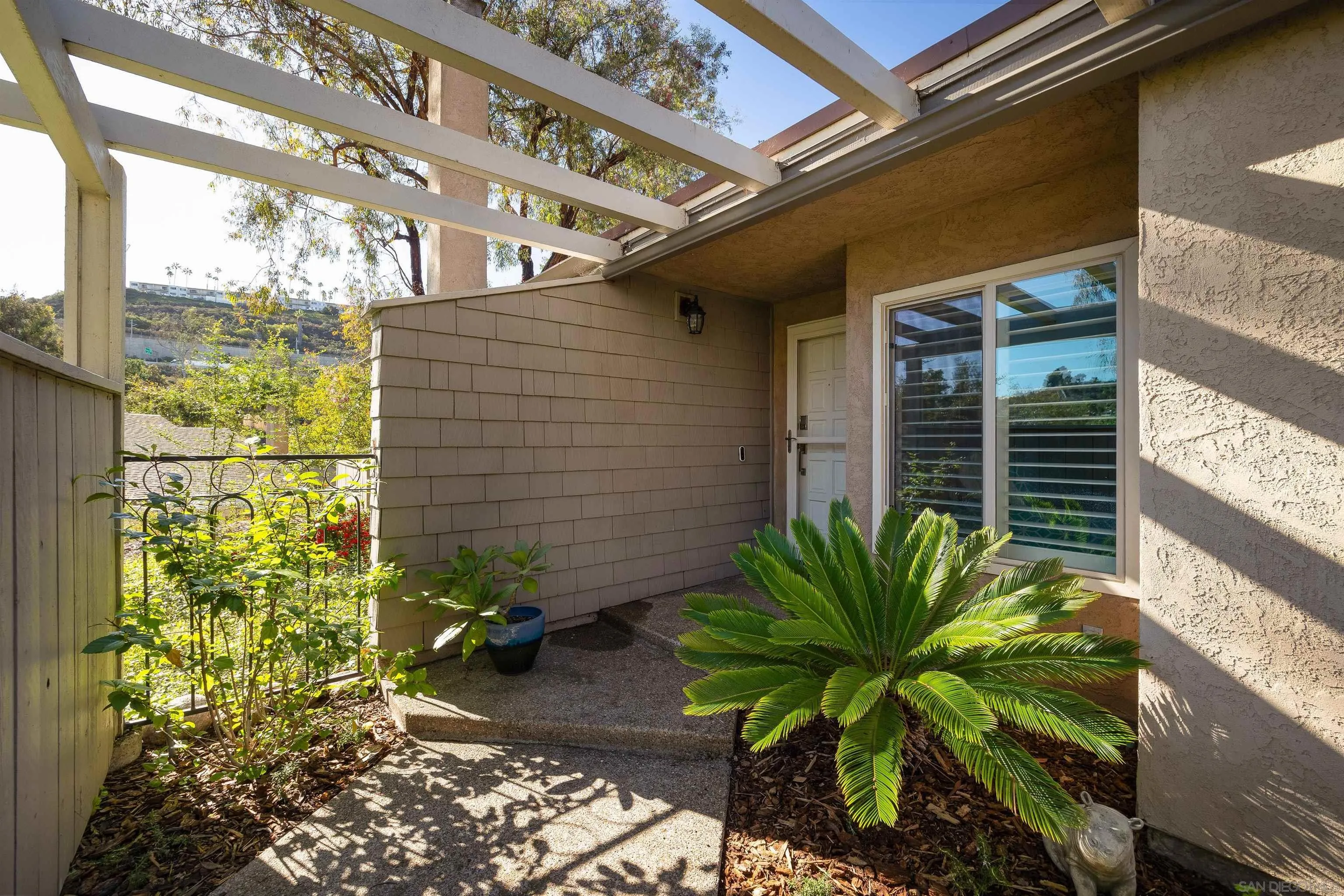 https://cdn.realtyfeed.com/cdn/127/250044408/76750332b395cb3fcd5c01c18c7e1478.webp