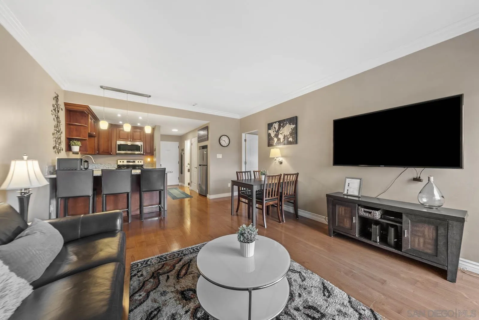 Photo #8: 250044413 Listing: Photo #8