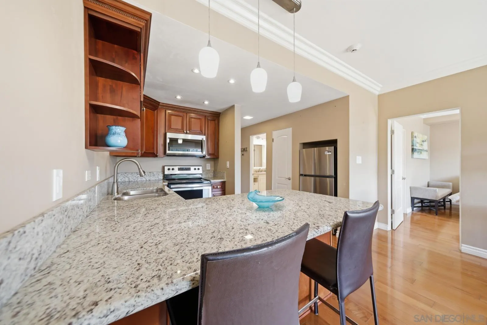 Photo #6: 250044413 Listing: Photo #6