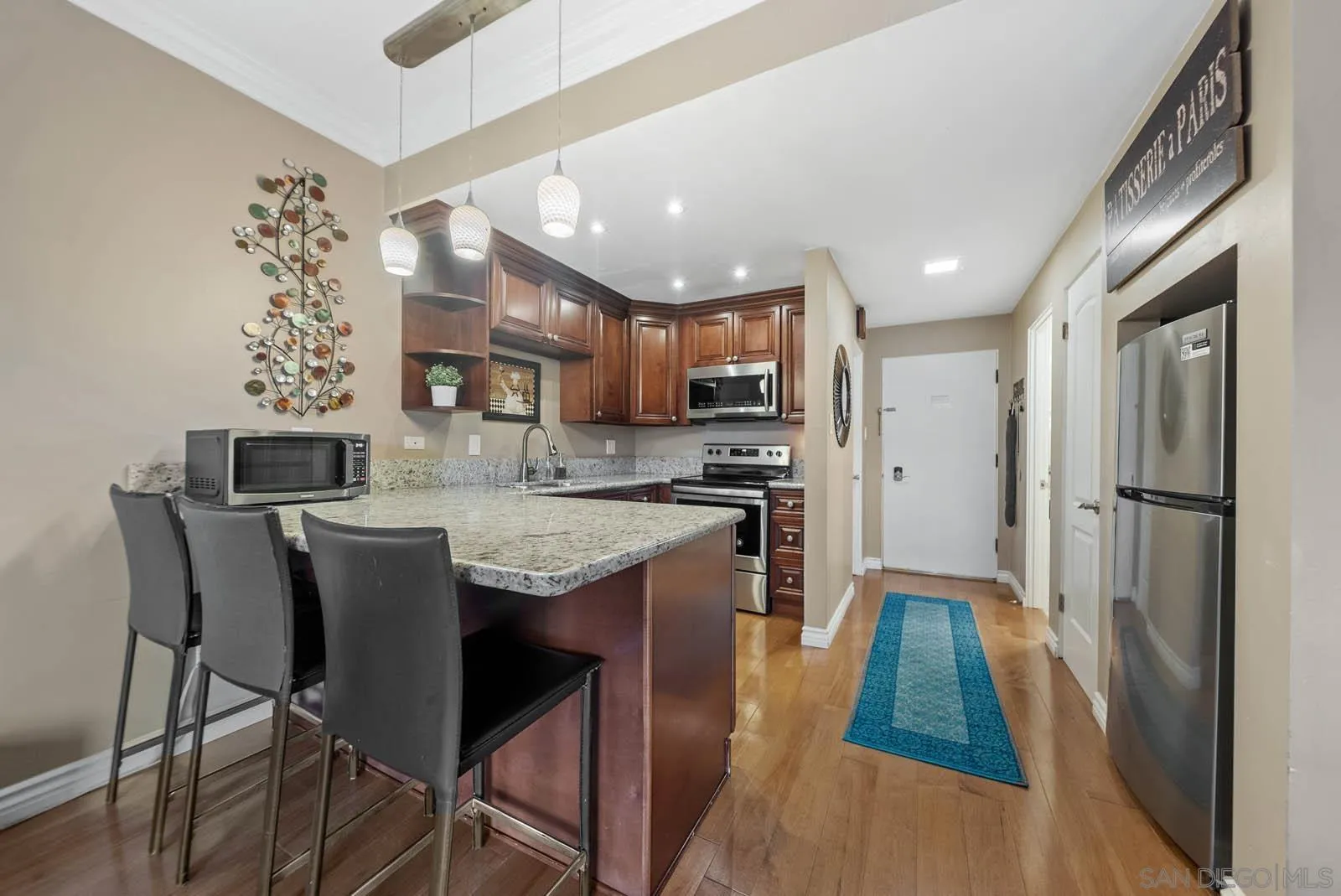 Photo #4: 250044413 Listing: Photo #4