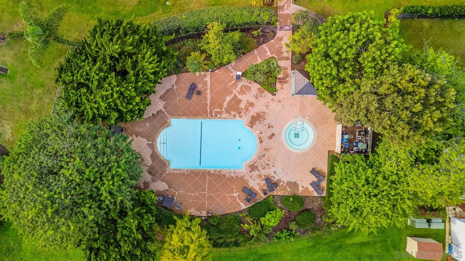 Photo #15: 250044413 Listing: Photo #15