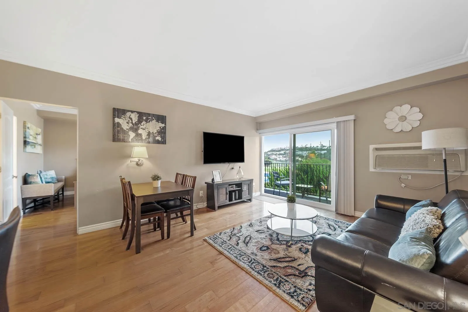 Photo #2: 250044413 Listing: Photo #2