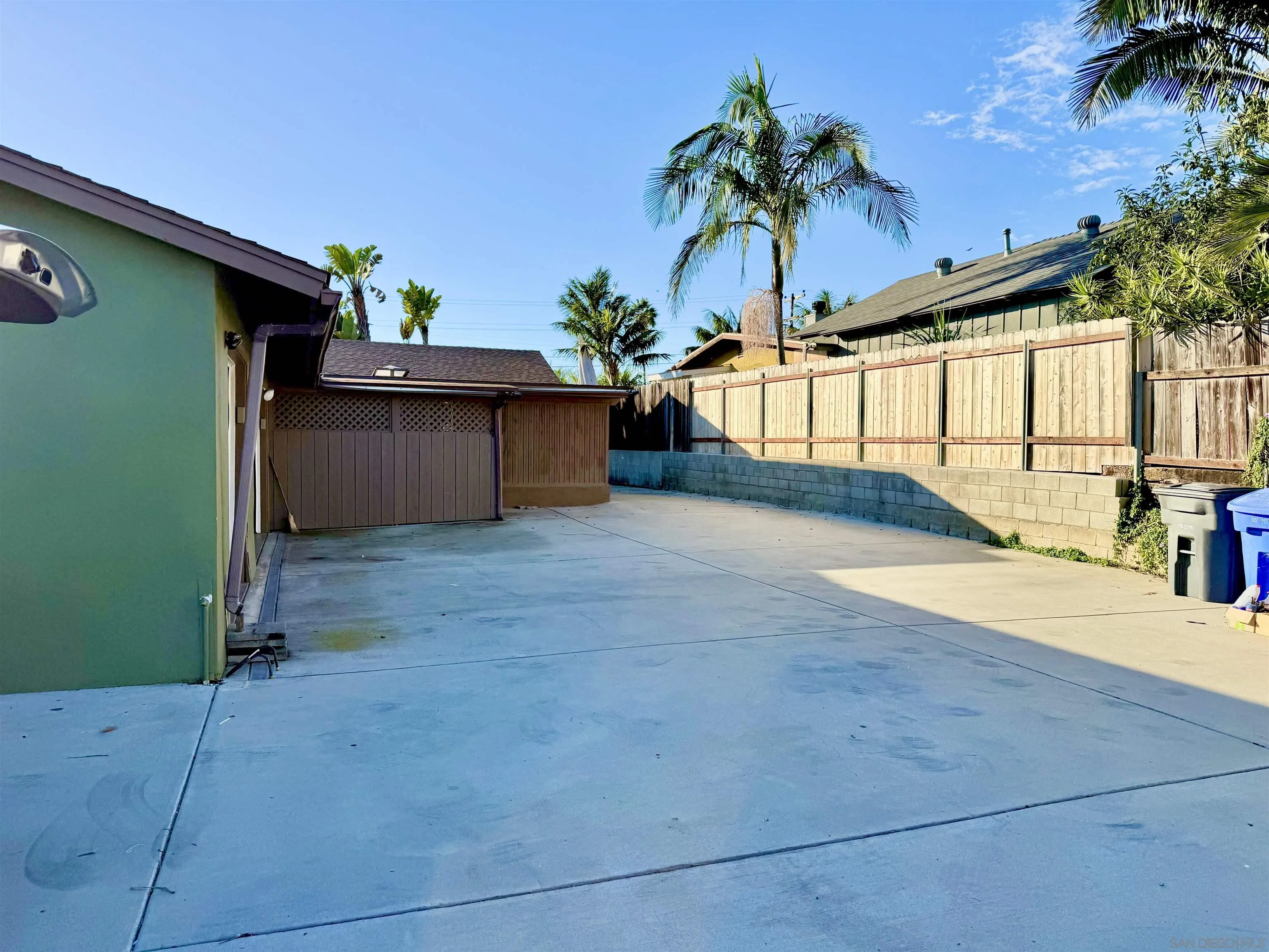 https://cdn.realtyfeed.com/cdn/127/250044415/44092fa790cb51c39ee7b1888b838748.webp