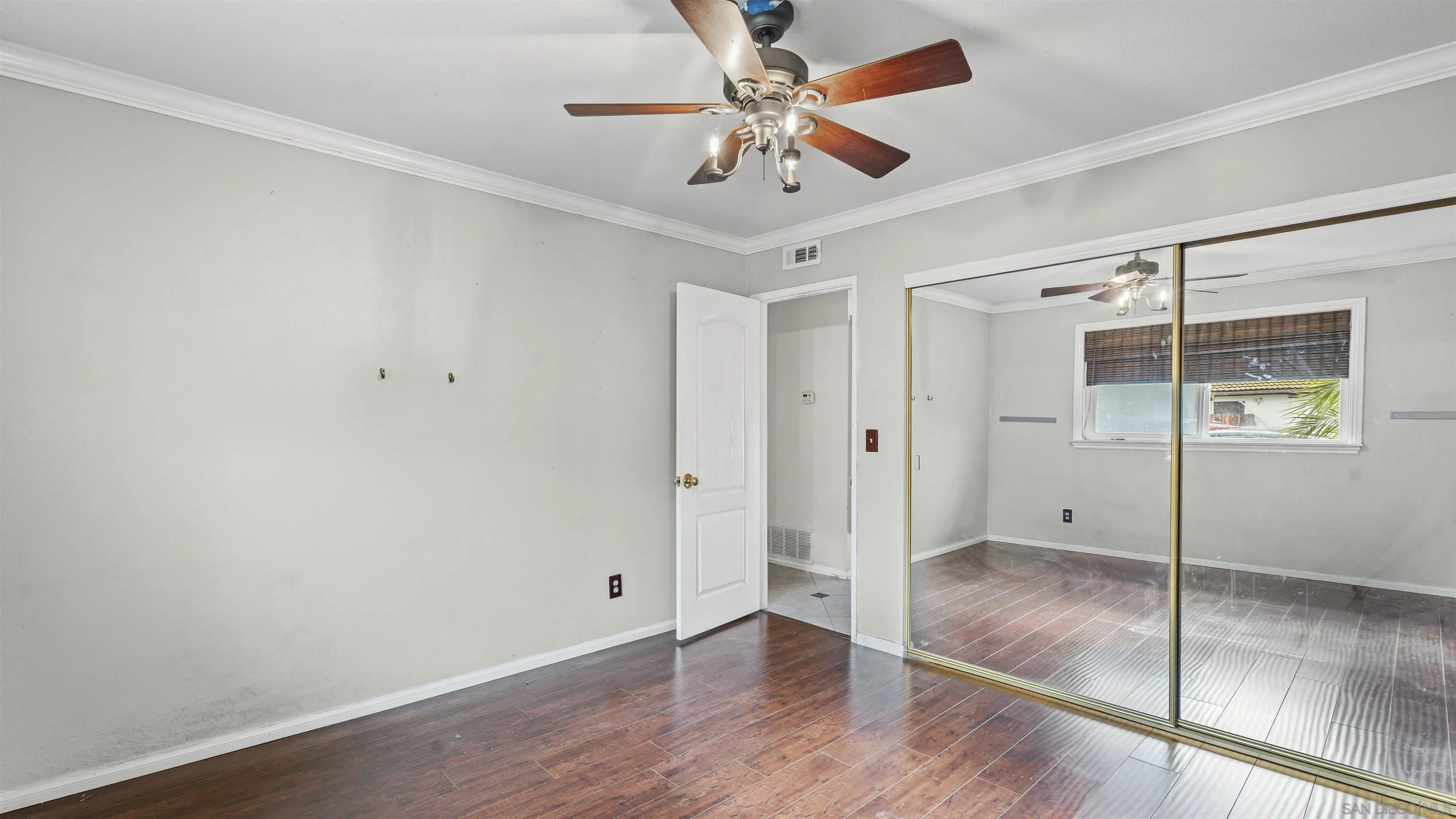 https://cdn.realtyfeed.com/cdn/127/250044419/4440c87167e4a9349898d56355914adb.webp