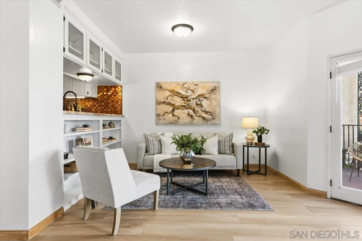 Photo #8: 250044427 Listing: Photo #8