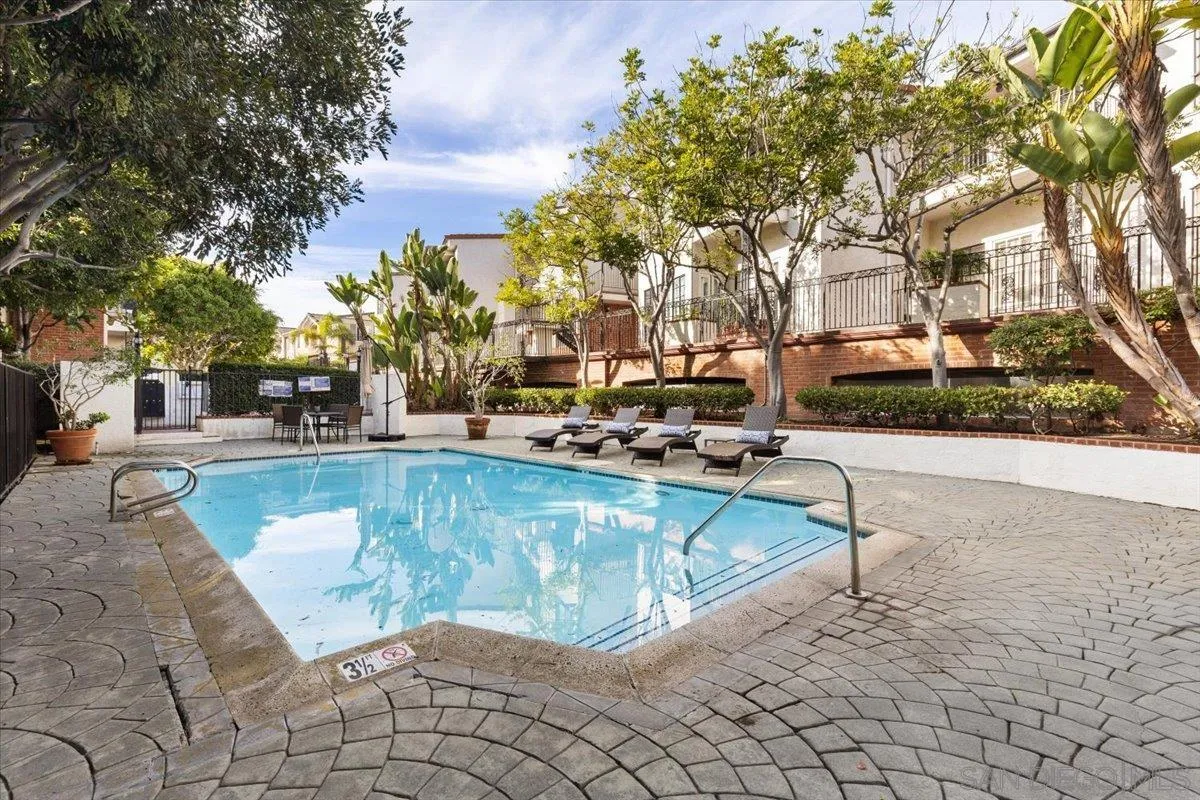 Photo #24: 250044427 Listing: Photo #24