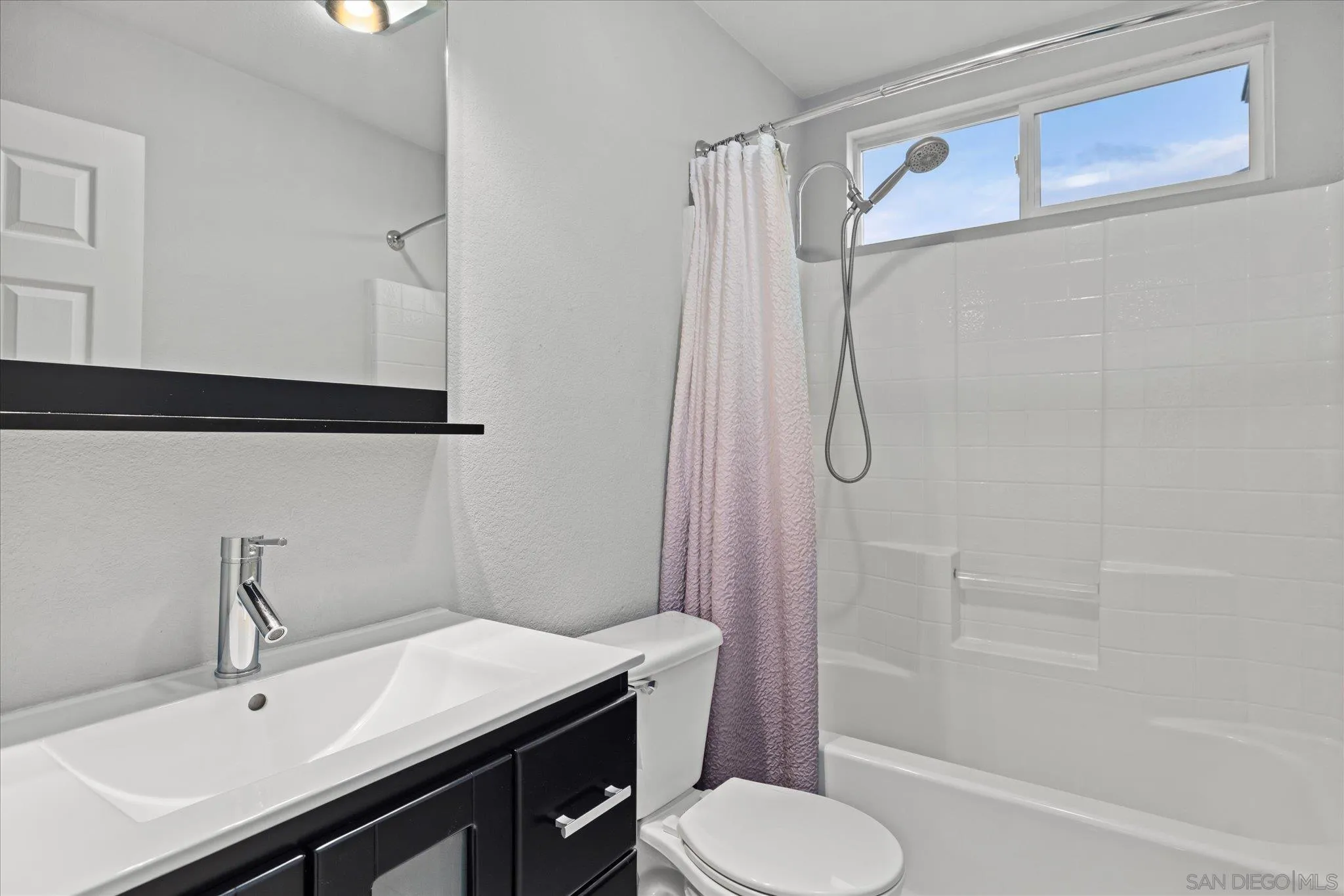 https://cdn.realtyfeed.com/cdn/127/250044434/04107c0b9fab2b9cce71833801d64572.webp